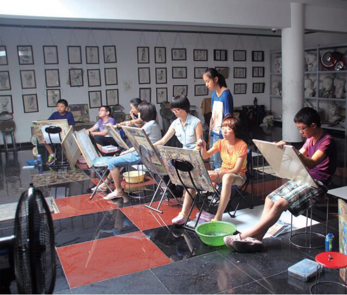 <b>拙人画室肖利：培养人才助力中国文化艺术发展——对话北京拙人画室创始人肖</b>