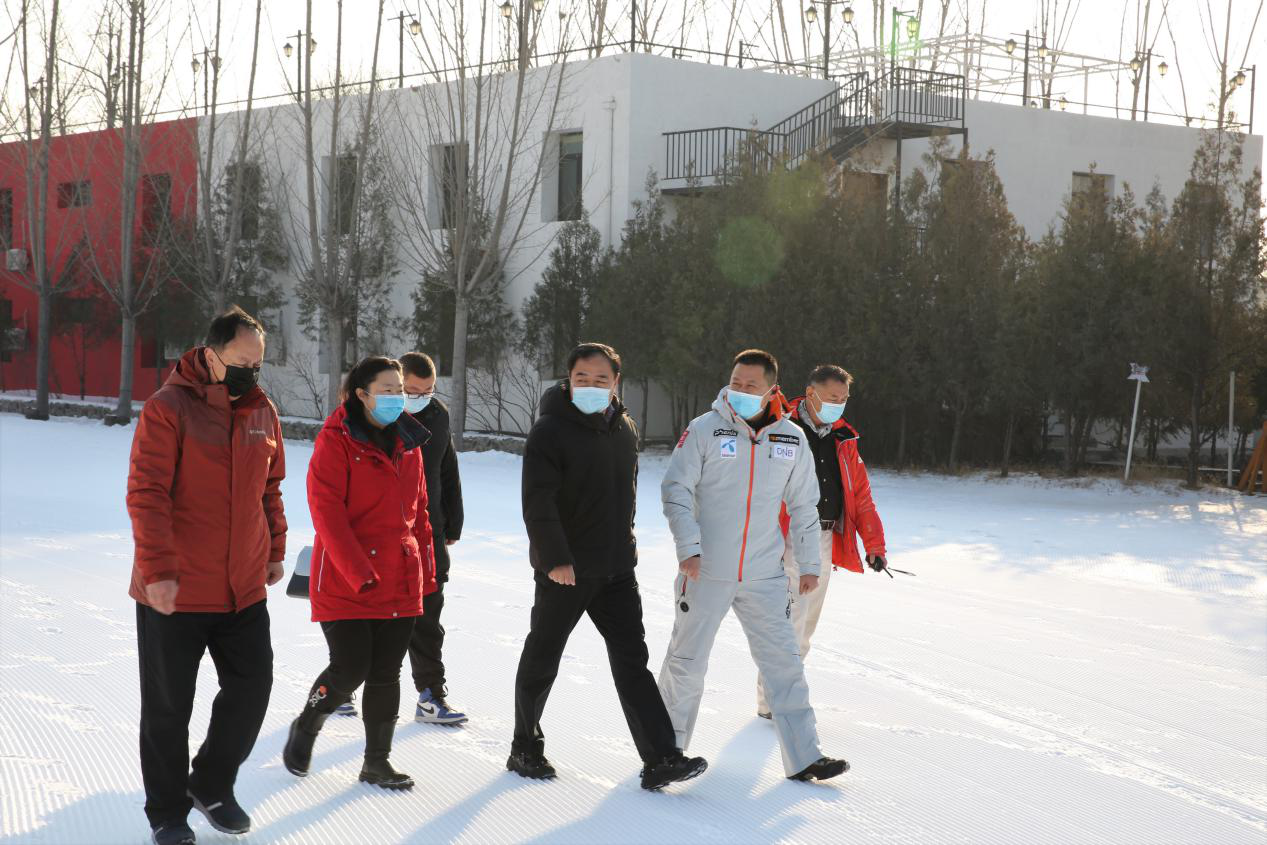 静之湖滑雪场 昌平区体育局检查疫情防控常态下冰雪运动场所安全管理