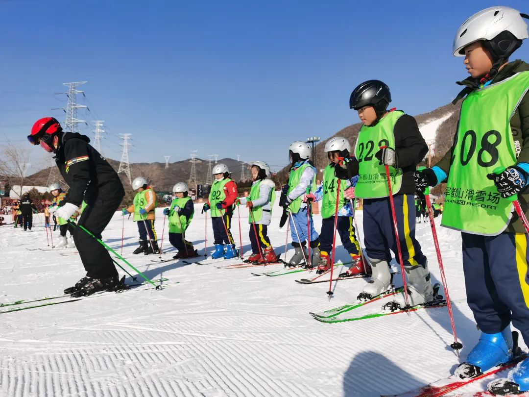 全攻略 | 亲子滑雪玩雪装备，不花冤枉钱，正确开启滑雪初体验